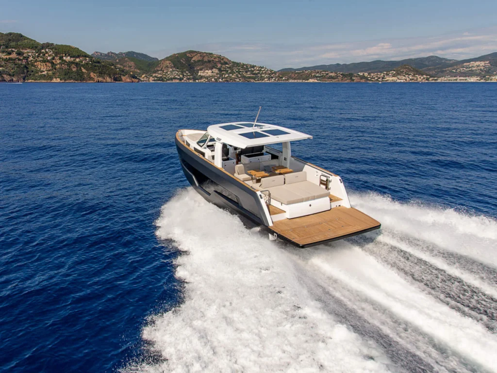 Location bateau à Cogolin - AF YACHTING